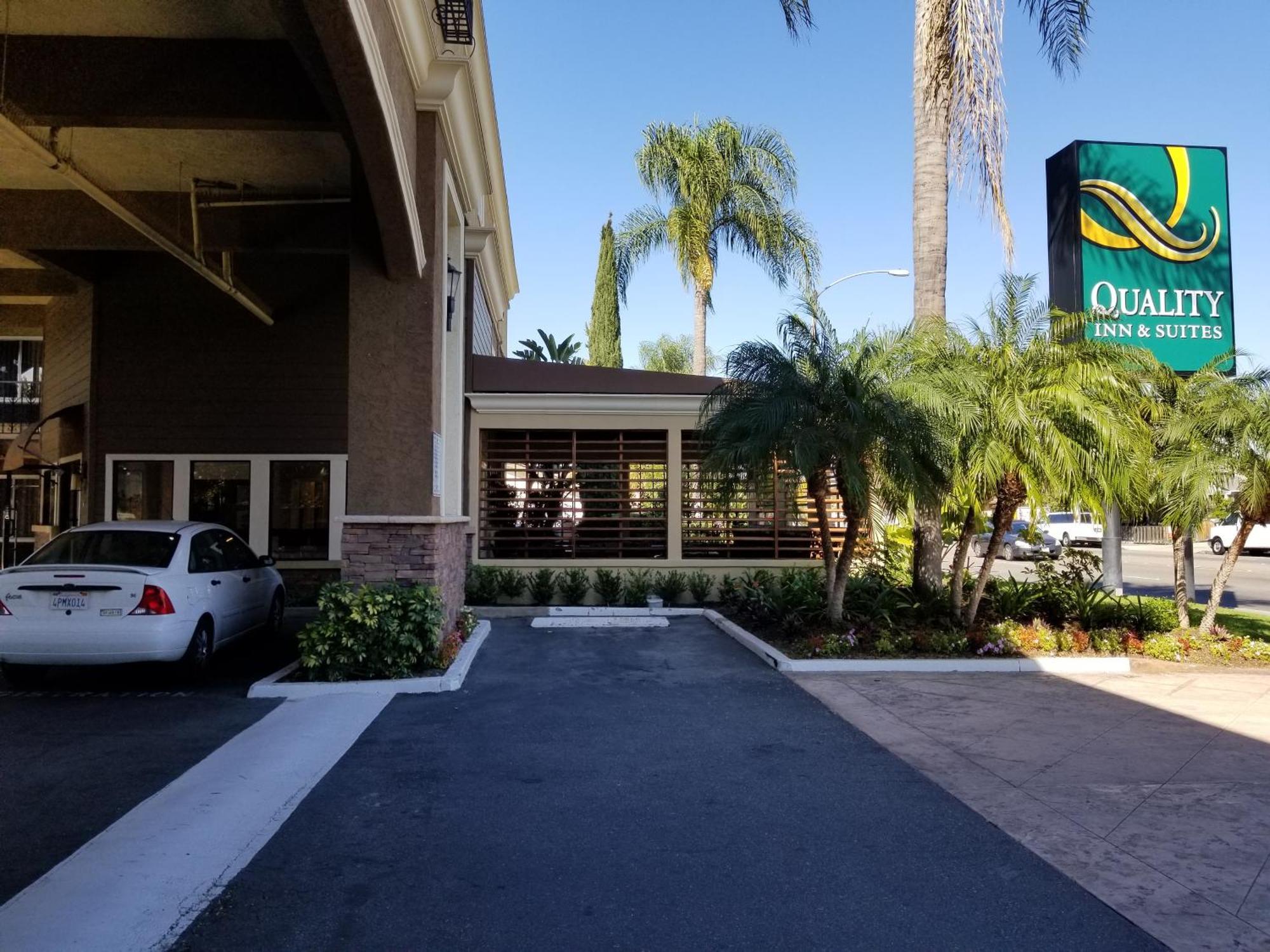 Quality Inn & Suites Anaheim Maingate Exteriör bild